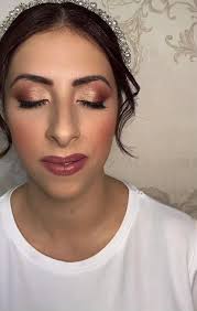 Makeup Artist Ivi Chris