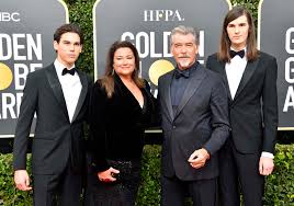 But the american journalist keely shaye smith makes it count. How Keely Shaye Smith Second Wife Of Pierce Brosnan Lost Over 100 Pounds Its Charming Time