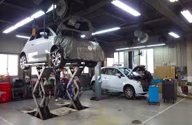 Bengkel biasa selalunya tidak mempunyai penasihat servis untuk membimbing anda serta memberitahu maklumat terperinci kepada mekanik apa yang perlu diperiksa pada kereta anda. Penasihat Perkhidmatan Jaga Get Muflis Automotif Gohed Gostan