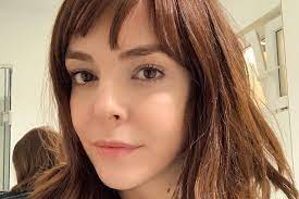Vera is related to marlin m mueller and arlinda l daluz as well as 1 additional person. Titi Muller Mostra Encontro Da Mae Com O Filho Pela Primeira Vez Marcia Piovesan