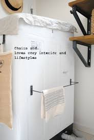 プチプラで素敵なインテリアの完成 100均diy 人気ブロガー実例25選 キナリノ インテリア 収納 タオルハンガー 100均 ローチェスト おしゃれ