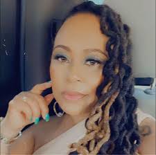 Younger picture of Simon Brewer (who married Lucy McClendon/McClindin??)  Simon had 11 brothers and sisters and was called one of the Manificent 12  Brewers In 1989 Evelyn Huckstabull (sp) and Fred came