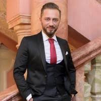 Santander consumer bank stuttgart in der marktstr. Halil Azal Filialleiter Banco Santander Linkedin
