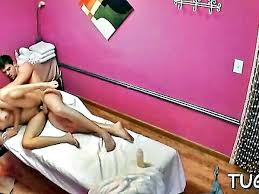 Asian Babe Enjoys Combining Massage And Intense Sex In Steamy Video - XXXBP