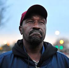 Lawsuit keeps veteran housing project alive