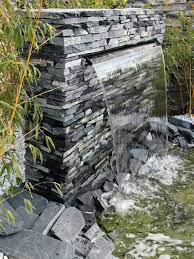 Klassische bachläufe lassen sich ganz simpel in form einer folienrinne anlegen. Wasserfall Selber Bauen Mein Schoner Garten