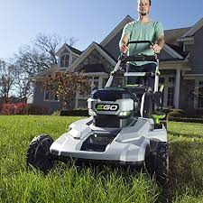 Advanced battery technology, delivers or exceeds the power of gas—without the noise, fuss and fumes. Lm2100 21 Inch 56 Volt Lithium Ion Cordless Lawn Mower Battery Charger Not Included Ego Power Walk Behind Lawn Mowers Lawn Mowers Tractors Brilliantpala Org