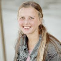 Abigail Townsend's Instagram, Twitter & Facebook