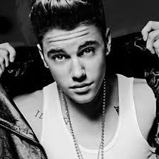 Daisy Thao (@daaaisybieber)