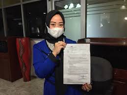 May 01, 2019 · iya mas. Emak Emak Di Paser Tertipu Arisan Online Rugi Hingga Ratusan Juta Nomorsatu Kaltim