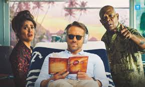 New action comedy the hitman's bodyguard stars ryan reynolds and samuel l. Hilarious Hitman S Wife S Bodyguard Teaser Sees Ryan Reynolds Salma Hayek And Samuel L Jackson In Action Entertainment