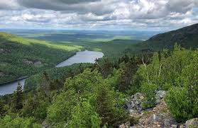 The Traveler Loop, Maine