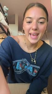 Logan Croy's Instagram, Twitter & Facebook