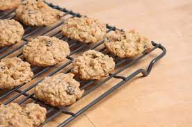 These diabetic oatmeal cookies are perfect for an afternoon snack. Diabetic Cookie Recipes Thriftyfun