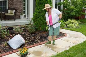 Elderly gardening may seem to be too much effort. Tools For Disabled Gardeners Tips For Making Garden Tools Easier To Use