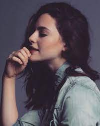 Pin On Danielle Russell