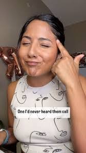 Amanda Sol's Instagram, Twitter & Facebook