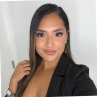 Kimberly Cedeno's Instagram, Twitter & Facebook