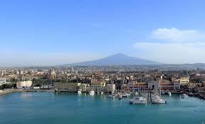 Κατάνη) is the second largest city in sicily, after palermo, and among the ten largest cities in italy.it is located on sicily's east coast, at the base of the active volcano, mt aetna, and it faces the ionian sea.it is the capital of the 58. Direktfluge Nach Catania Ab 40 Billigfluge Finden Mit Direktflug De