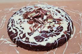 .kuchen mit kinderschokolade, kuchenrezept, kinderschokolade, rührkuchen rezept ab und an überkommt mich die lust auf kuchen einfach. Schneller Schokokuchen Mit Kinderschokolade