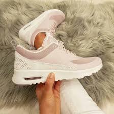 Маратонки, кецове и дрехи в izkupi.me, качество на изгодни цени! This Is Mine Nike Air Max Thea Premium Rose Izberete Originala Https Takeallbrands Com Damski Maratonki Nike Air Max Thea Premium 1638 Html Bezplatna Dostavka Realni Namaleniya Zamyana Ili Vrshane Do 14 Dni Facebook