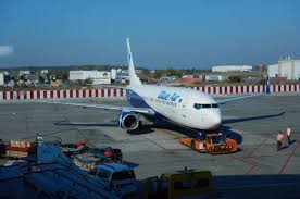 Blue air și tarom sunt cele mai populare companii care operează ruta din iași către bucureşti. Din Iunie Blue Air Deschide 8 Rute Noi Din Bucuresti Bacau Si Iasi Calatorul Multumit