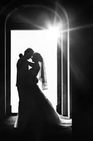 Weitere ideen zu brautpaar, scherenschnitt, karte hochzeit. Die 38 Besten Ideen Zu Paar Silhouette Paar Silhouette Silhouette Scherenschnitt