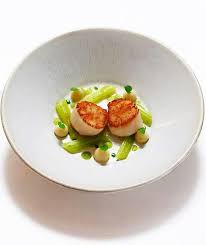 In case you need to know more about her, we are about dive into her life, so keep on reading! Saint Jacques Anne Sophie Pic Piatti Antipasti Chef