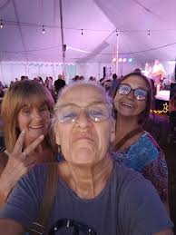 Great show guys always a top notch act can't wait to see you again!