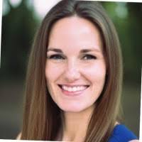 Lauren Kunz's Instagram, Twitter & Facebook