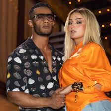 خدایا، مرا در این ماه به سوی کارهای شایسته و اعمال نیک هدایت فرما و حاجت ها و آرزوهایم را برآور، ای آن که نیاز به روشنگری و پرسش ندارد، ای آگاه به آنچه در سینه جهانیان است بر محمّد و. Ù…Ø­Ù…Ø¯ Ø±Ù…Ø¶Ø§Ù† ÙˆØ²ÙˆØ¬ØªÙ‡ ØªØ§Ø¨Ø¹ÙˆØ§ Ø§Ù„Ø§Ù†Ø³ØªØ¬Ø±Ø§Ù… Ù‡Ø§Ù†ÙŠ Ø¹Ø²Ø¨ Hani Azab Facebook