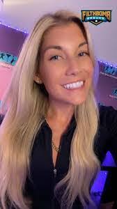 Ashley Brindle's Instagram, Twitter & Facebook