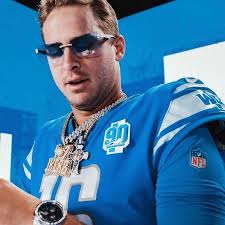 Is Lucy's dad the bomber in Fallout?