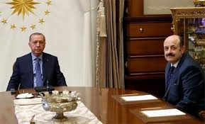 Yekta saraç, üniversiteler, milletin kızlarını emanet ettiği, hocalarına 'annelik, babalık yap, rehberlik yap' diye emanet ettiği kurumlar. Yok Baskani Yekta Sarac In Yerine Kim Gececek Nevsehir Haber