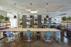 Fabriketage Wird Zu Open Space Office Open Space Office Offene Burogestaltung Innenarchitektur