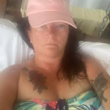 I've just bought some white vinegar. What do you find it works well