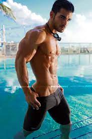 Hi, my name is brian 'hunk hands' crabtree. Epingle Sur Jordan Martinez
