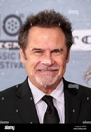 Harry dennis hi-res stock photography and images