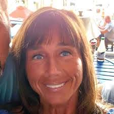 Janet Breese's Instagram, Twitter & Facebook