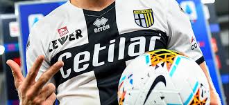 Rosa, presidente, stadio, calciatori e statistiche della squadra parma. Parma Vicino Il Cambio Di Proprieta La Situazione