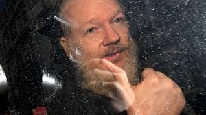 Has the us indicted julian assange? How Julian Assange And Chelsea Manning Became Intertwined Abc News