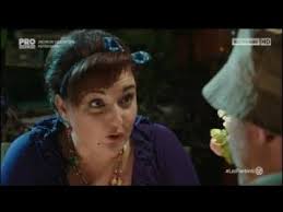 Chiar dacă e un tanc de zeci de tone, o locomotivă de tren, un contrabas cât tine. Meseria Bratara De Aur Youtube