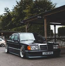 Pin By J Y On Mercedes 190e Mercedes Benz 190e Mercedes Benz Cars Black Mercedes Benz