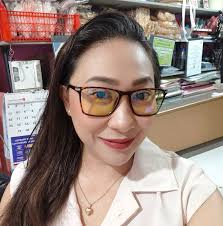 Ang pagkakaroon ng tiwala sa bawat isa ay pundasyon ng isang matibay at  masayang relasyon. Sa halip na magsinungaling, mas mabuting maging tapat at  bukas sa komunikasyon upang maiwasan ang mga hidwaan