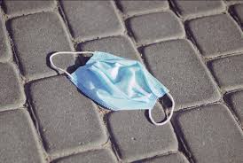 Oficialmente fue la organización de las naciones unidas para la educación, la ciencia y la cultura (unesco), quien establece el día mundial del reciclaje en el 2005 con el fin de promover una mayor responsabilidad, no solo vista desde la perspectiva del ciudadano consumidor, sino de aquel que extrae la materia prima y del que la transforma en un bien de consumo. 6fbhdeyjpijrim