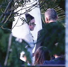 És aki minden bankrablása előtt megivott egy pohár viszkit. Verszerzodessel Nosult Meg A Viszkis Rablo Blikk