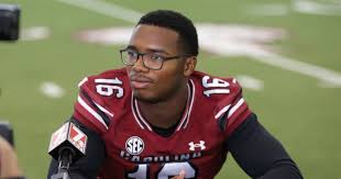 Sources: South Carolina star quarterback LaNorris Sellers is nearing a deal  to return to the school for his redshirt junior year in 2026. He's indicated  to the staff he'll be returning. The
