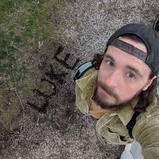 Happy birthday to our one and only LUKE 😎