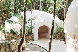 Holistika Tulum - ♨️♨️The Temazcal ([temasˈkal]) originated in Mesoamerica  and was part of a curative ceremony thought to purify the body and used for  healing the sick, improving health, and for women