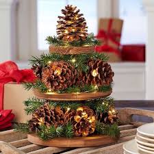 Simple Pine Cone Diy Is Also Very Beautiful Pinecone Diy Pinecone Diy Home Decoration Pinecone Crafts Christmas Christmas Centerpieces Christmas Pine Cones